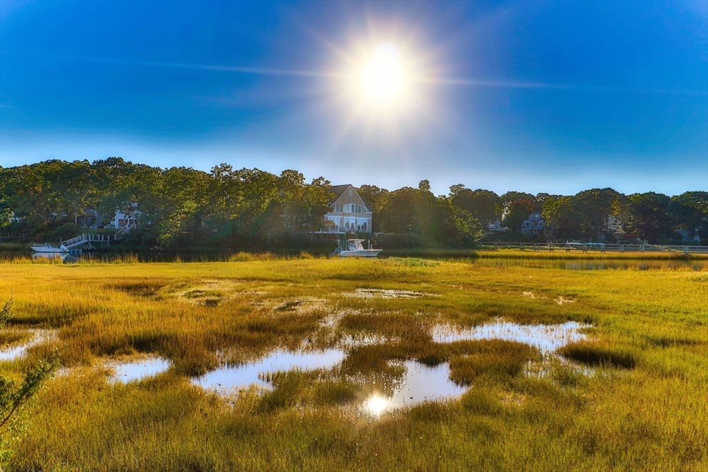 Mashpee, Massachusetts 02649, United States, 5 Bedrooms Bedrooms, ,5 BathroomsBathrooms,Residential,Active,115280