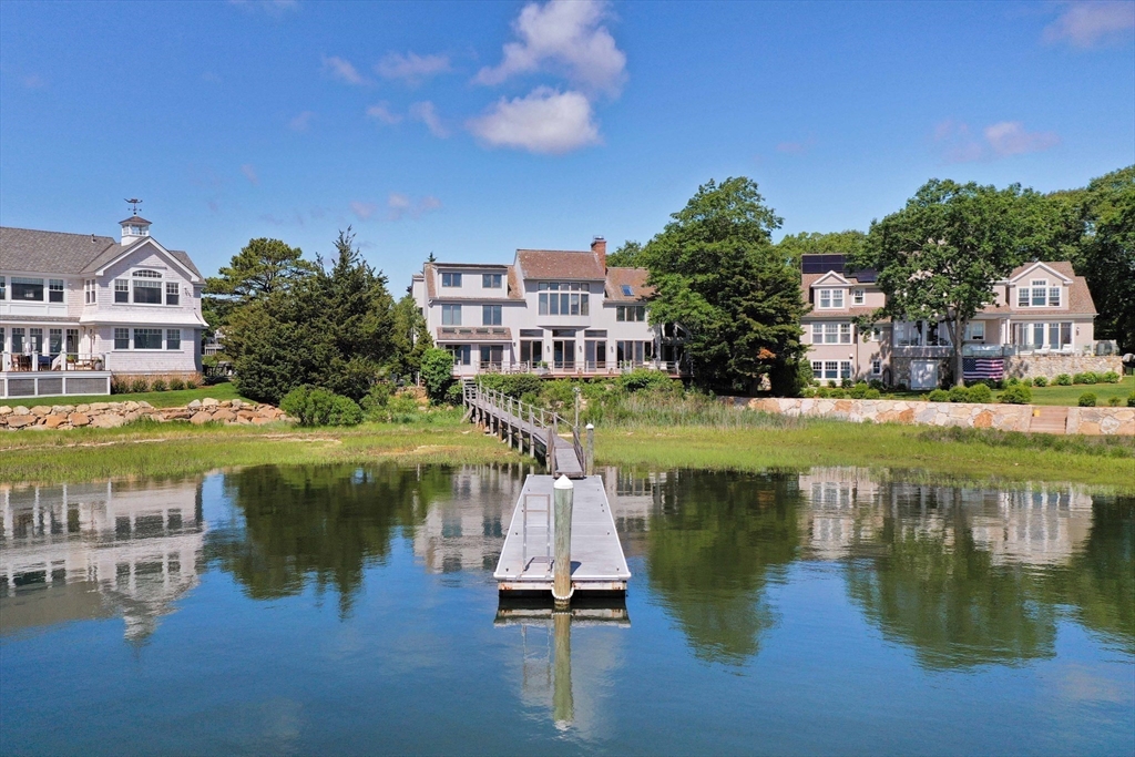 Mashpee, Massachusetts 02649, United States, 5 Bedrooms Bedrooms, ,5 BathroomsBathrooms,Residential,Active,115280