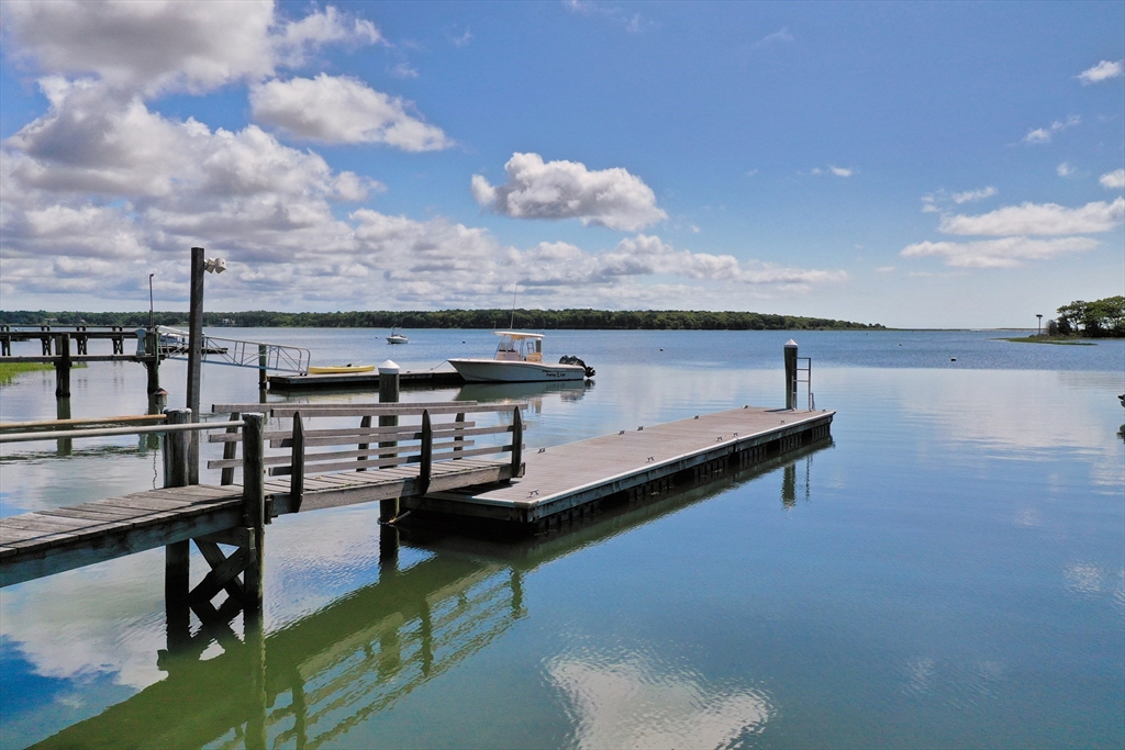 Mashpee, Massachusetts 02649, United States, 5 Bedrooms Bedrooms, ,5 BathroomsBathrooms,Residential,Active,115280