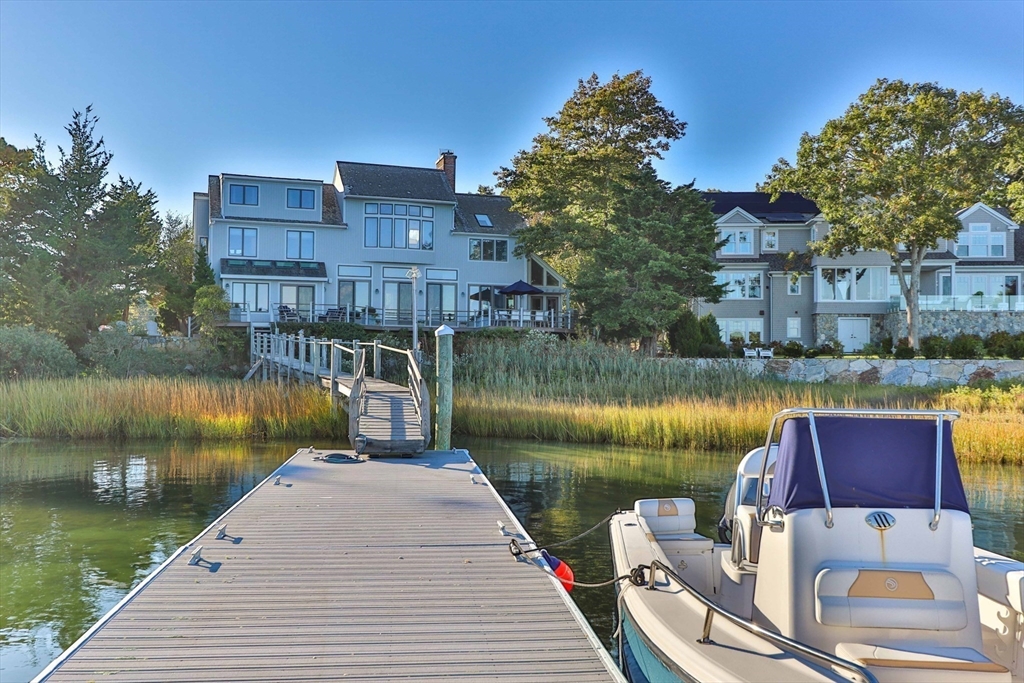 Mashpee, Massachusetts 02649, United States, 5 Bedrooms Bedrooms, ,5 BathroomsBathrooms,Residential,Active,115280