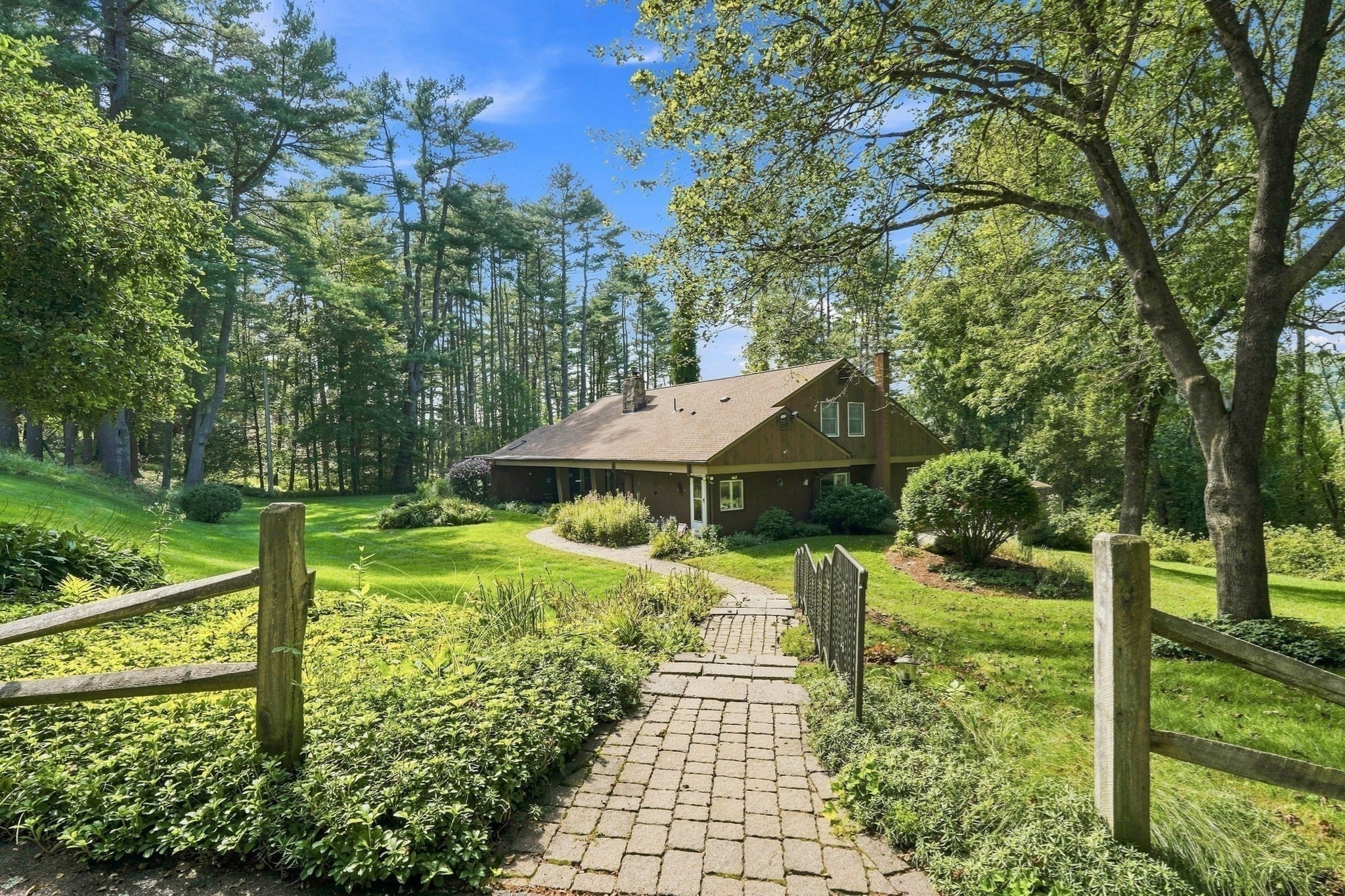6 Ragged Hill Rd, Ware, MA Photo #2
