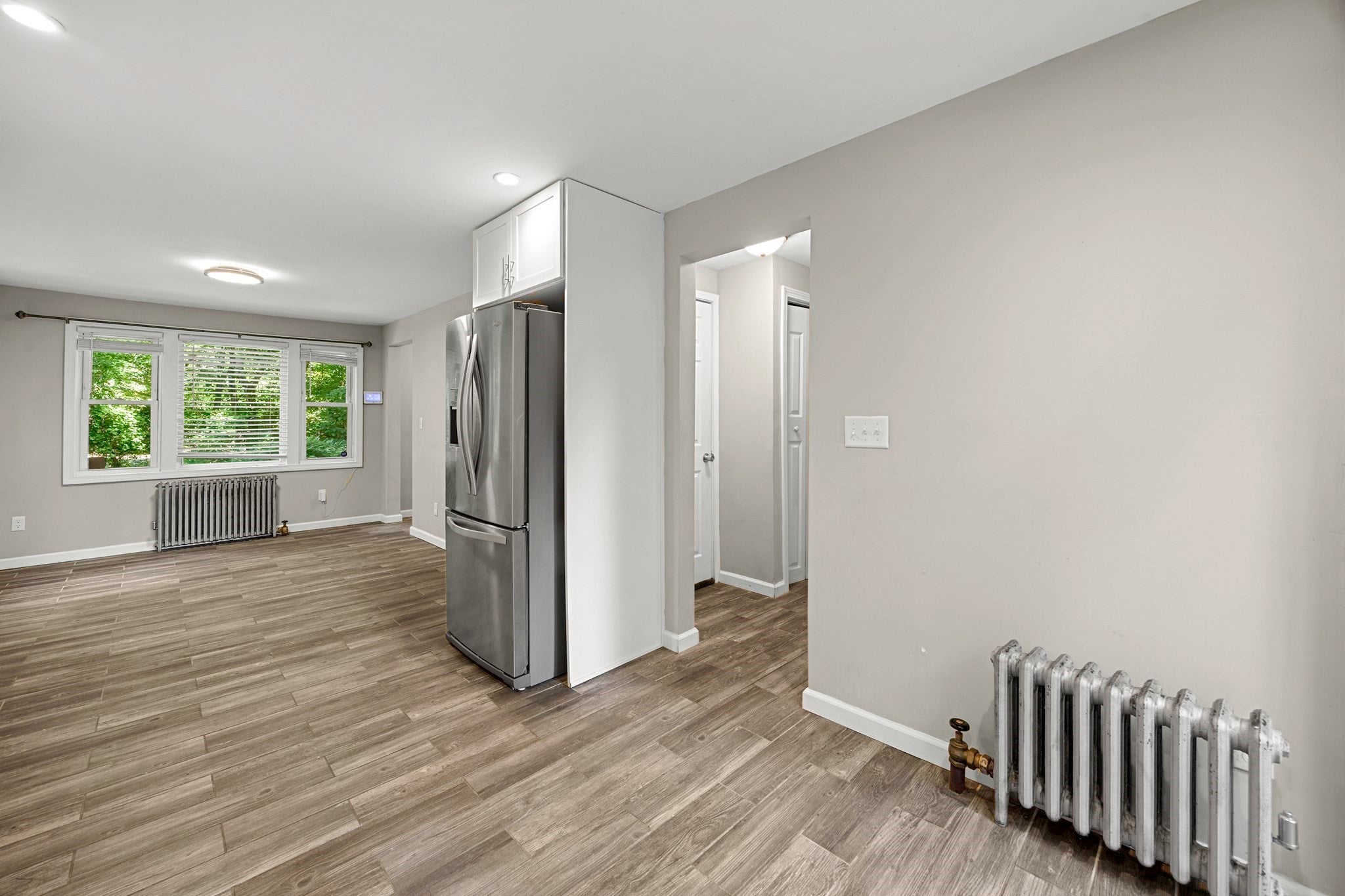 1100 Roosevelt Ave, Springfield, MA Photo #11