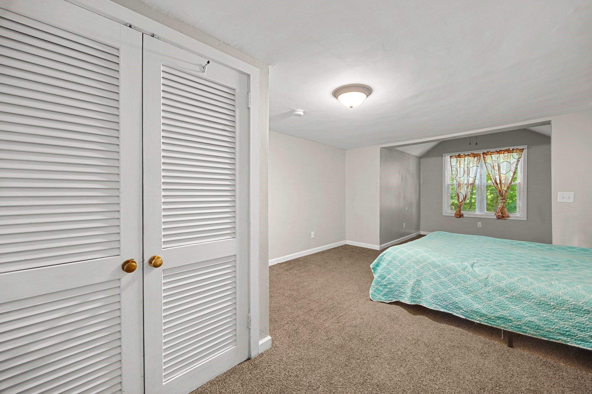 1100 Roosevelt Ave, Springfield, MA Photo #18