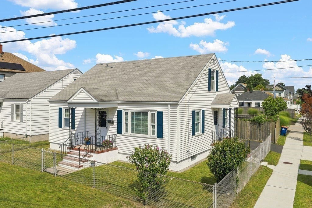 5 Brewster St, New Bedford, MA, 5 Brewster St, New Bedford, MA Photo #1