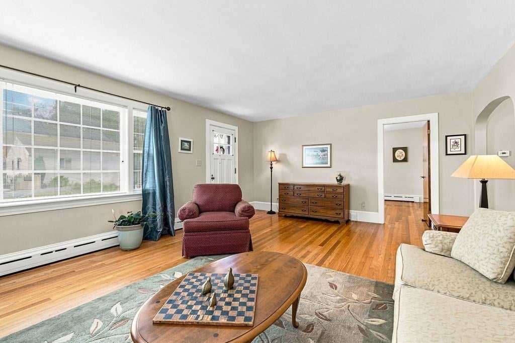5 Brewster St, New Bedford, MA, 5 Brewster St, New Bedford, MA Photo #4