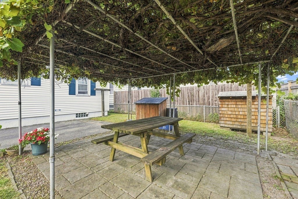5 Brewster St, New Bedford, MA, 5 Brewster St, New Bedford, MA Photo #28