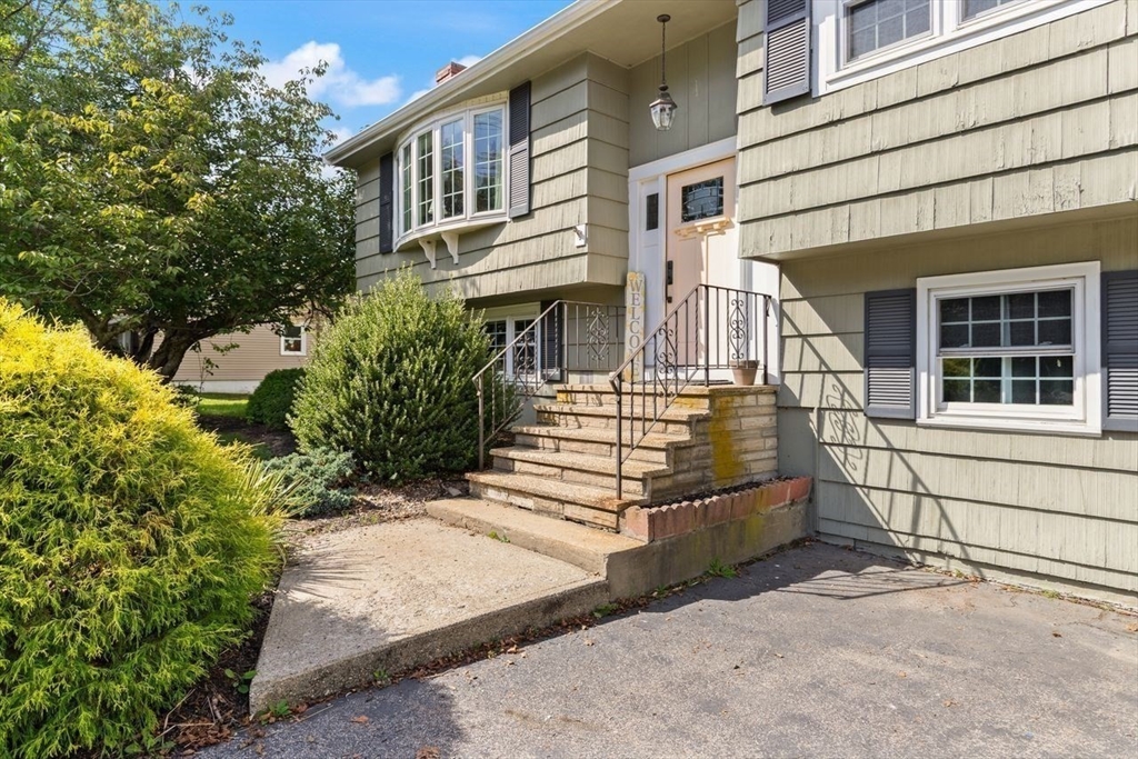 11 Redman Rd