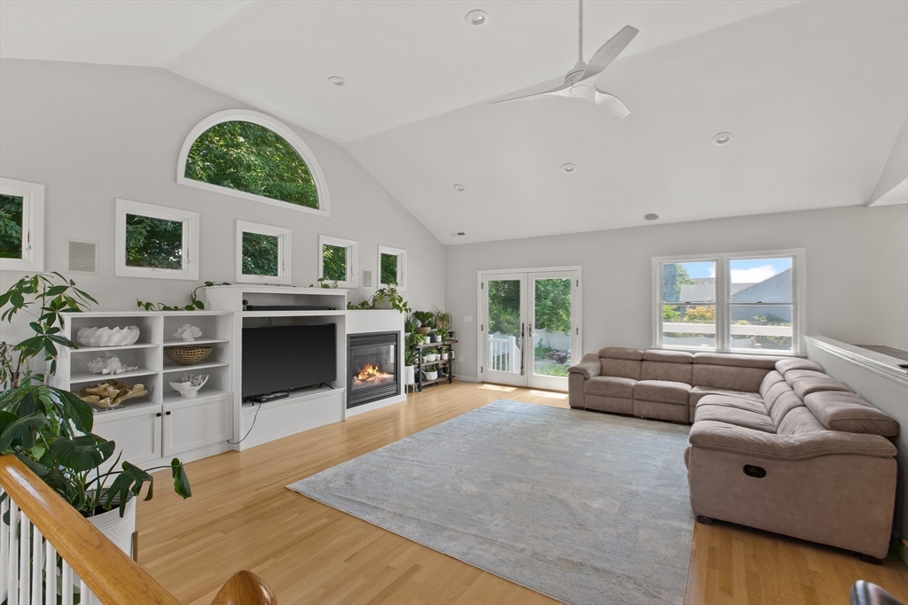 20 Countryside Ln