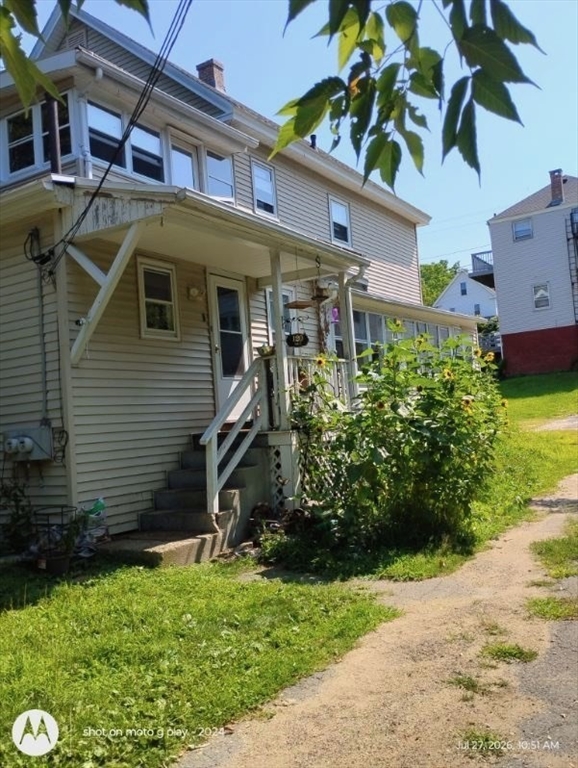 120-R North Street