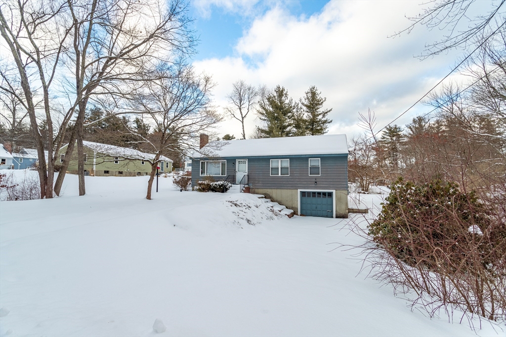 10 Jonathan Dr