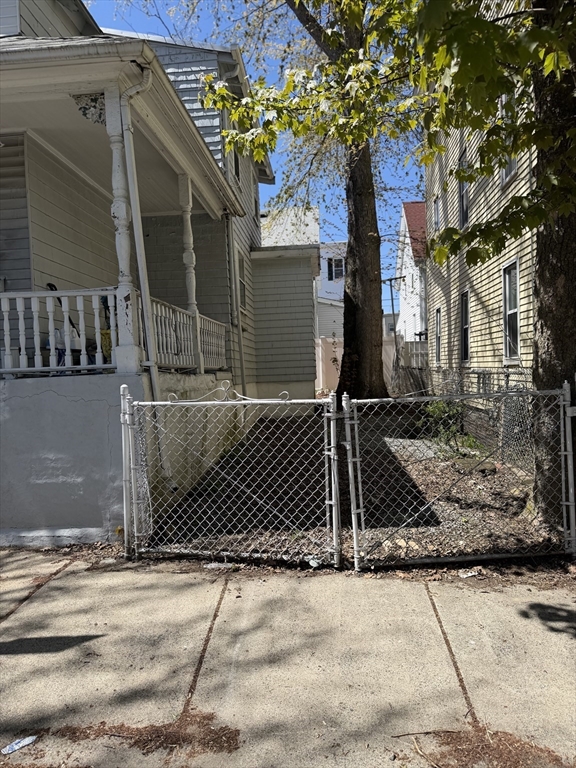 13 Nashua Street, Somerville, MA Photo #29