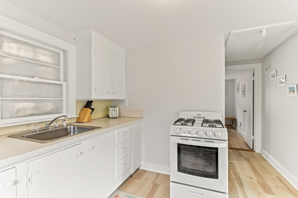 Eastham, Massachusetts 02642, United States, 2 Bedrooms Bedrooms, ,1 BathroomBathrooms,Residential,Active,90243