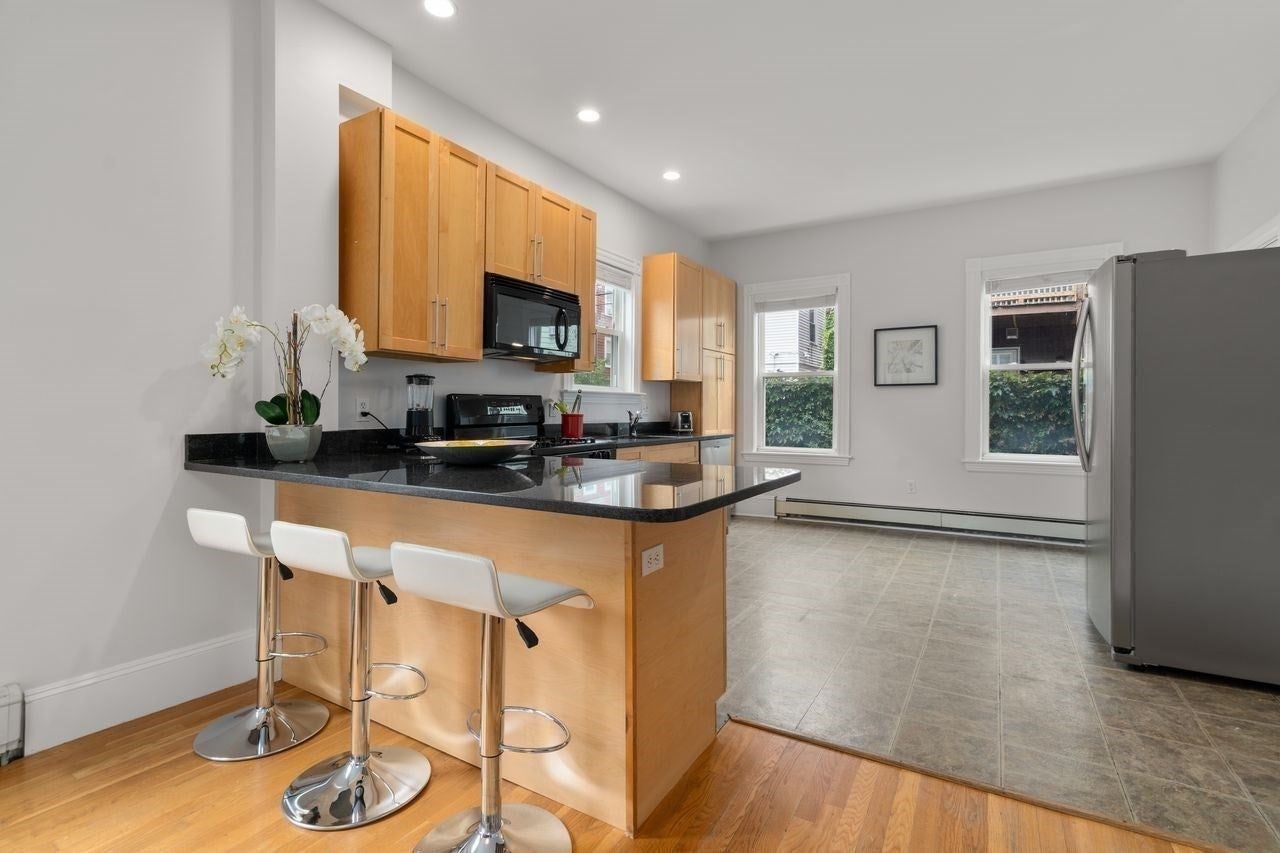82 Tuttle St #1, Boston, MA Photo #6