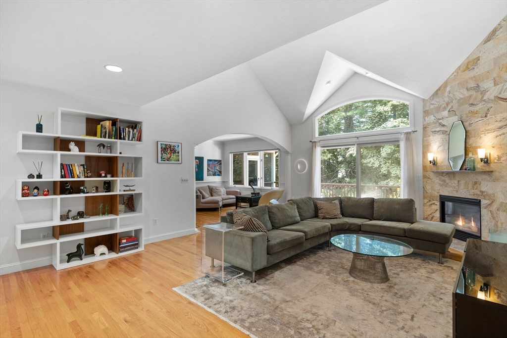 10 Blue Heron Way