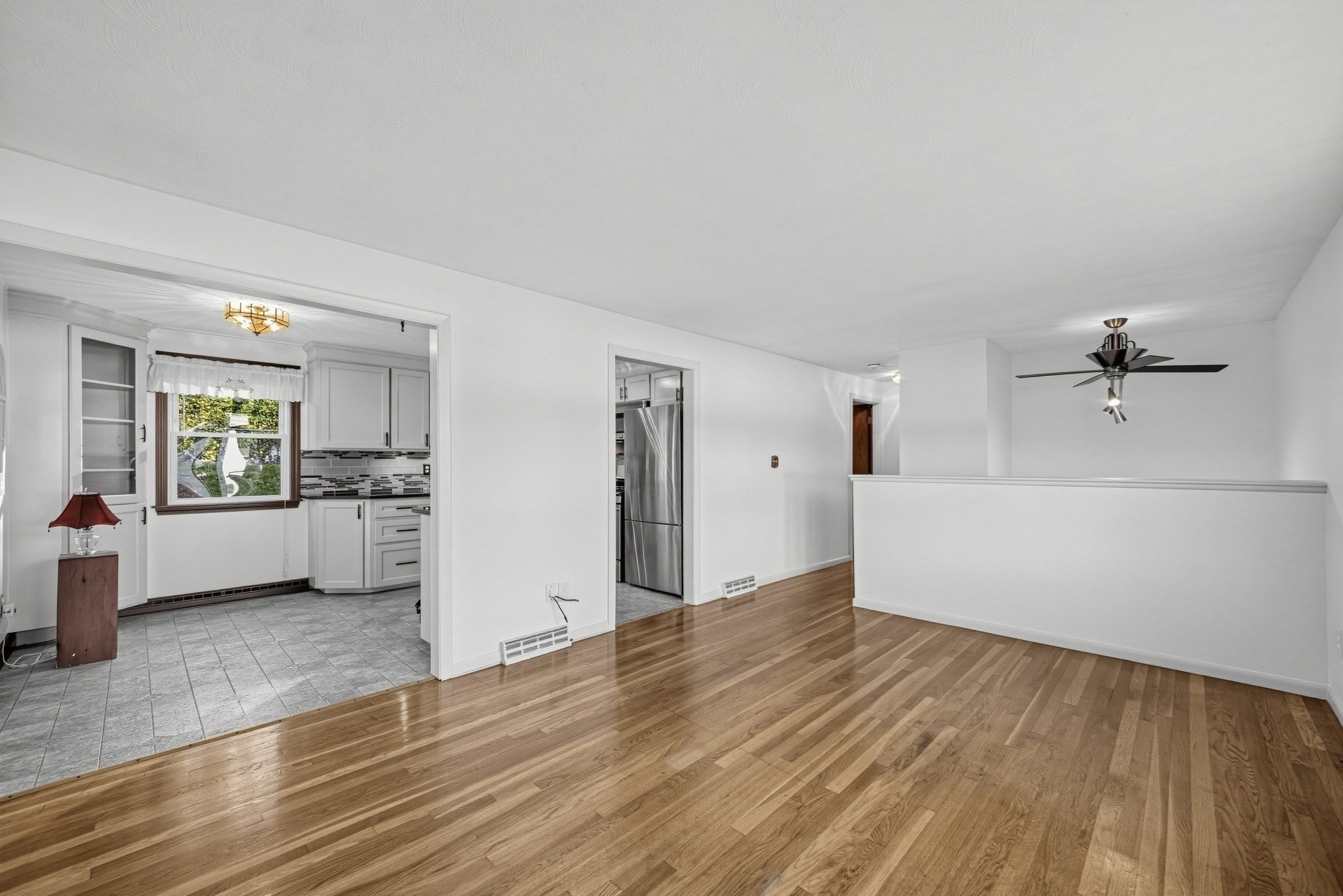 7 Phyllis Drive, Billerica, MA Photo #11