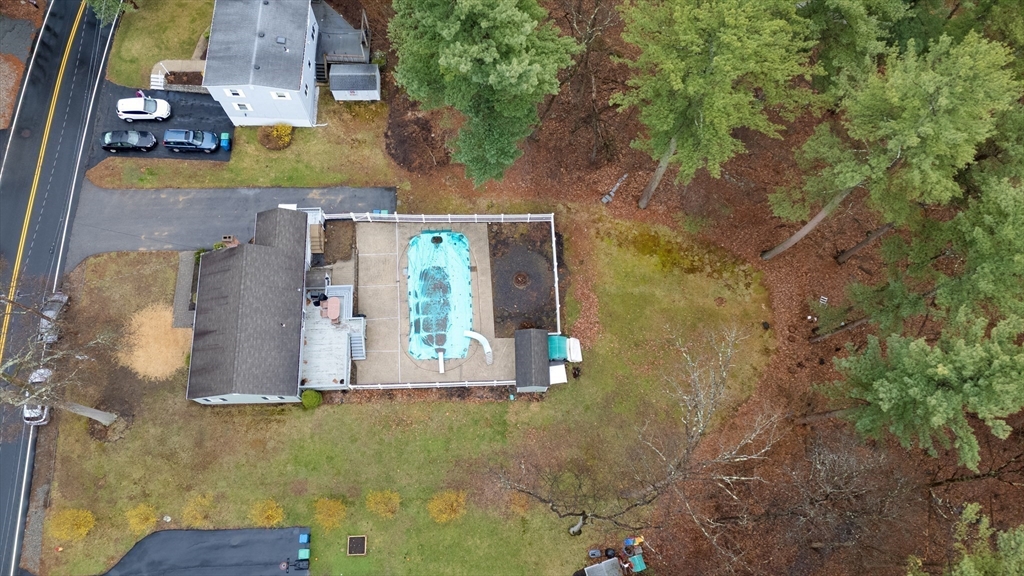 100 Locust St