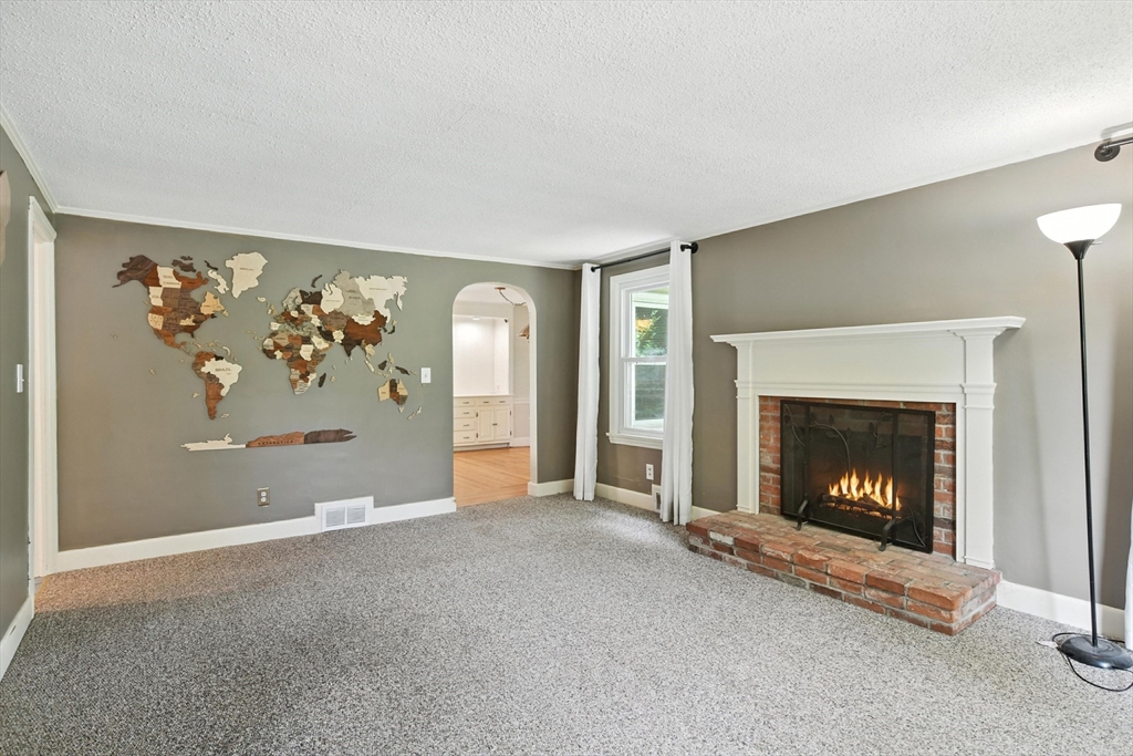 135 Mountain Rd