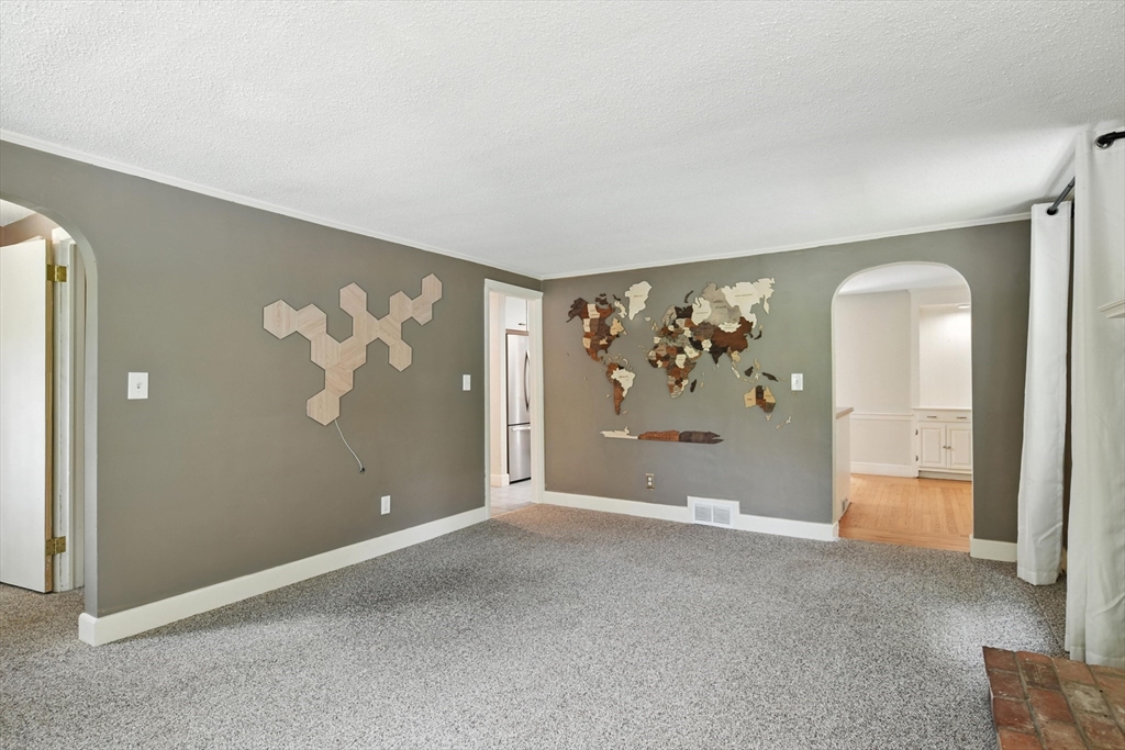 135 Mountain Rd