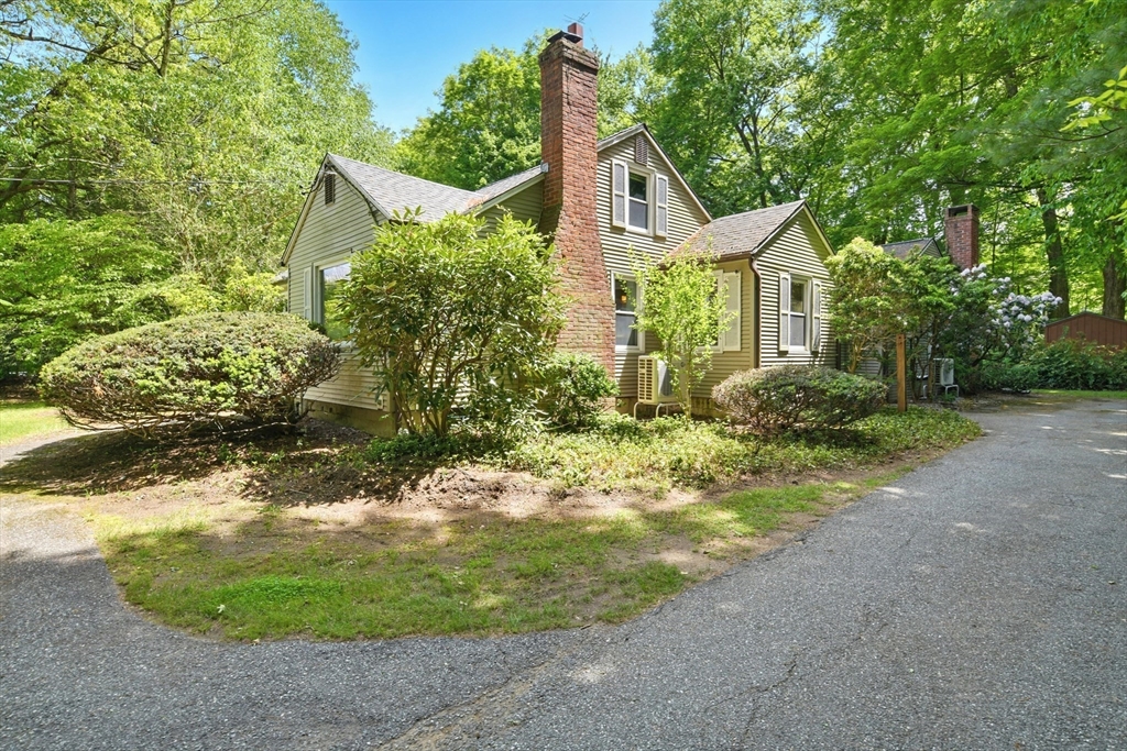 135 Mountain Rd