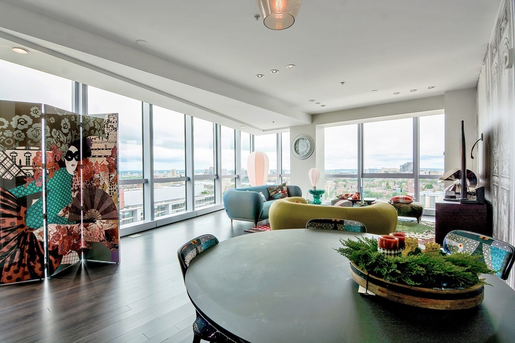 110 Stuart St 23B