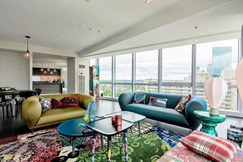 110 Stuart St 23B Boston MA 02116