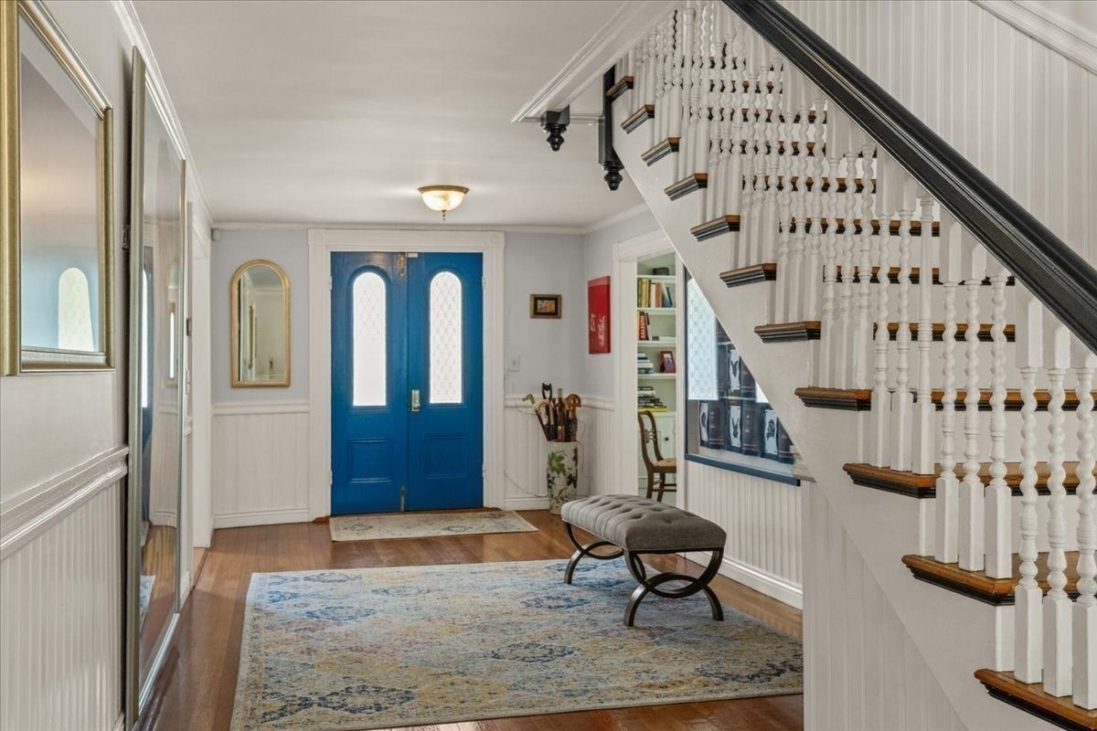 166 Norwell Ave