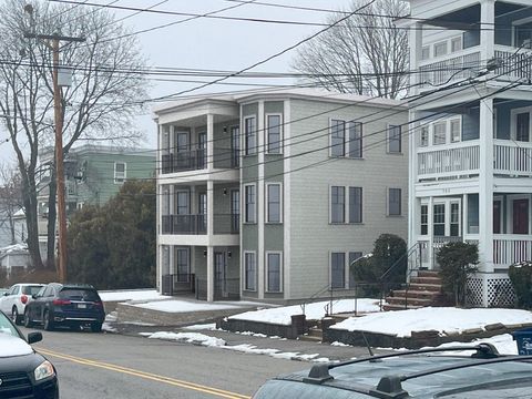 704 Metropolitan Ave Boston MA 02136