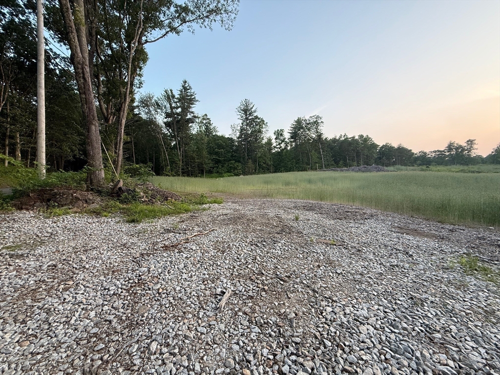 163 Long Hill Rd