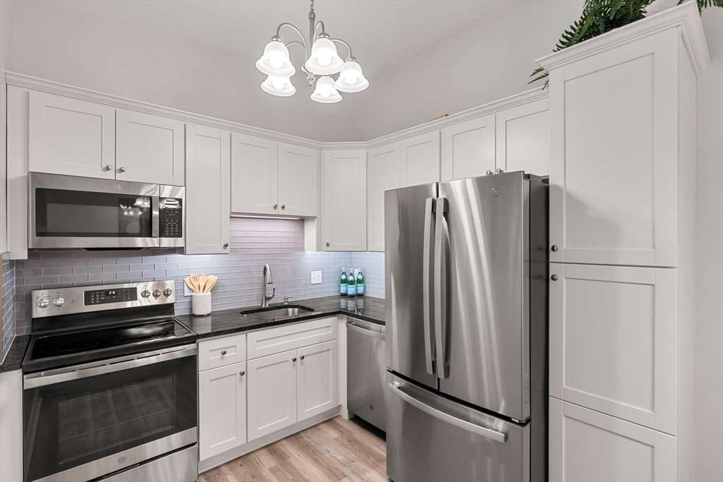 74 Beach St 6-9