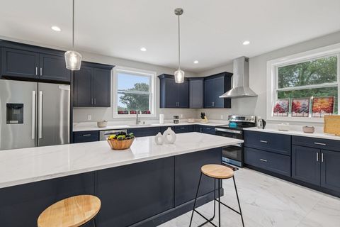 920 Drift Rd Westport MA 02790