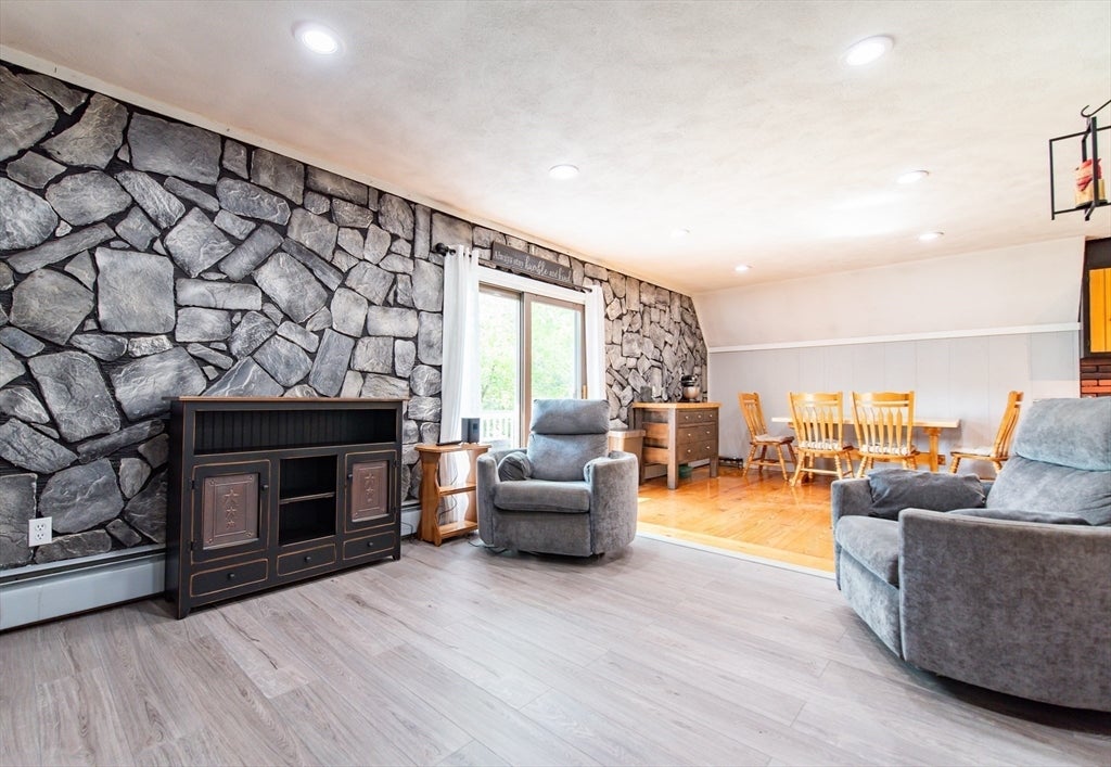 171 Elm ST, Blackstone, MA, 171 Elm ST, Blackstone, MA Photo #8