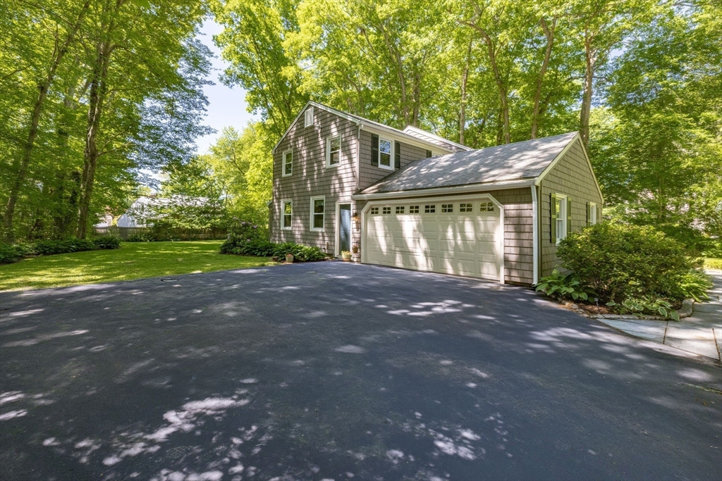 27 Tallwood Dr