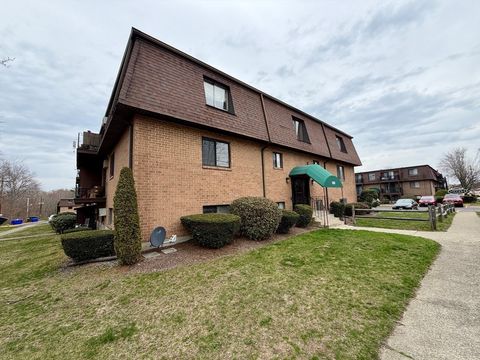 Photo of 800 County Street #23, Taunton, MA 02780 (MLS # 73501170)