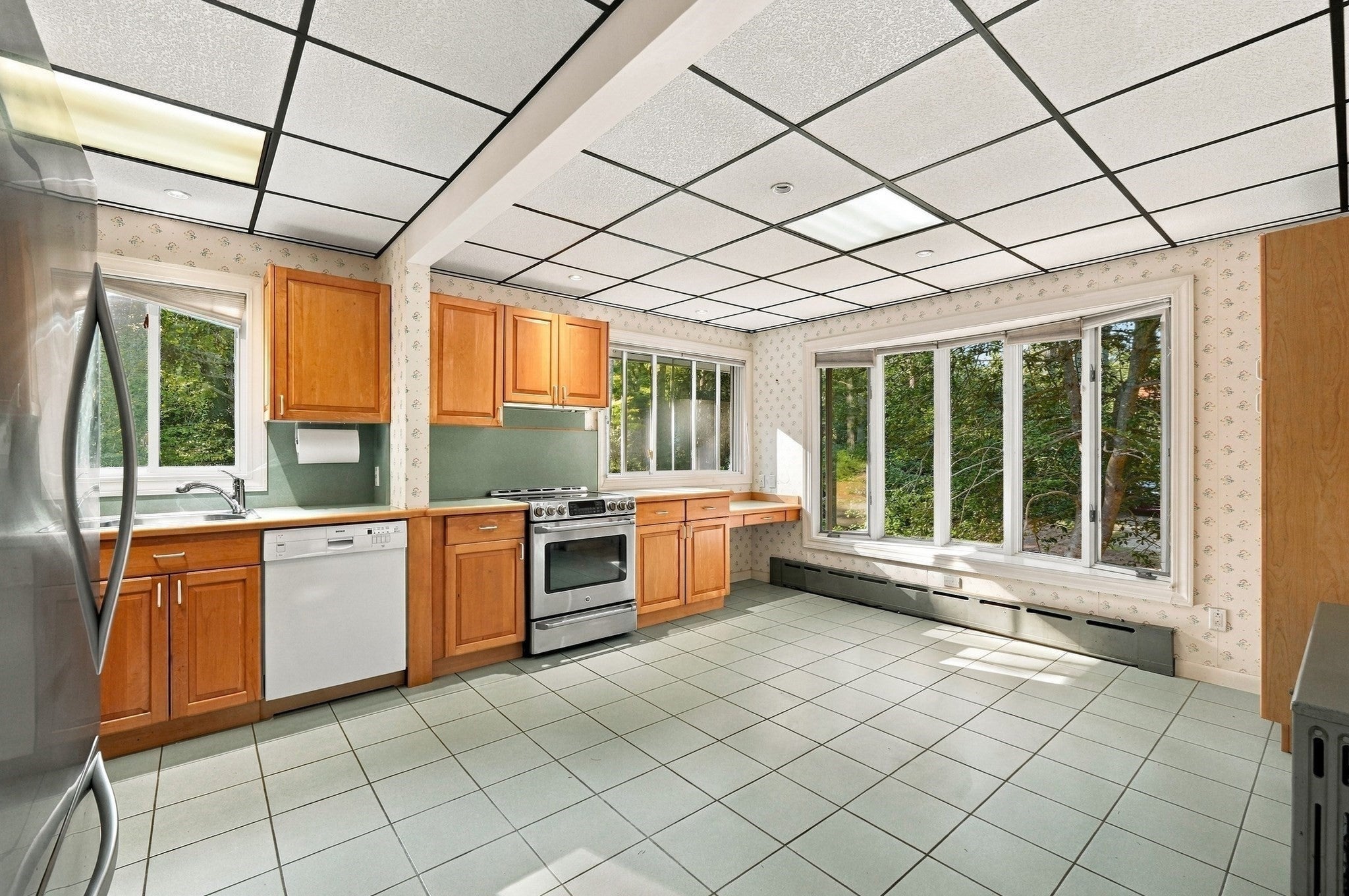 14 Crooked River Rd, Wareham, MA, 14 Crooked River Rd, Wareham, MA Photo #3