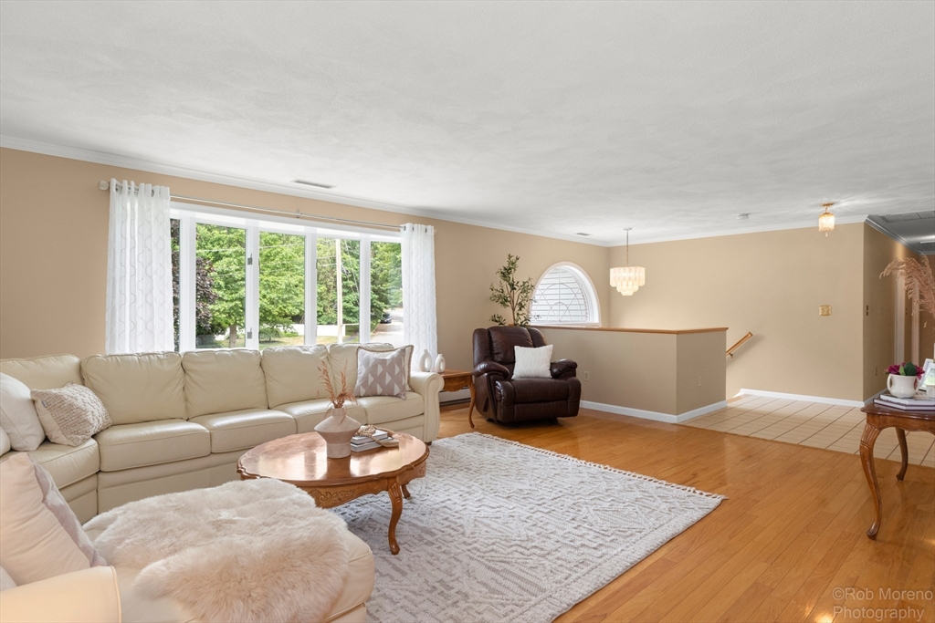 25 Joel Cir