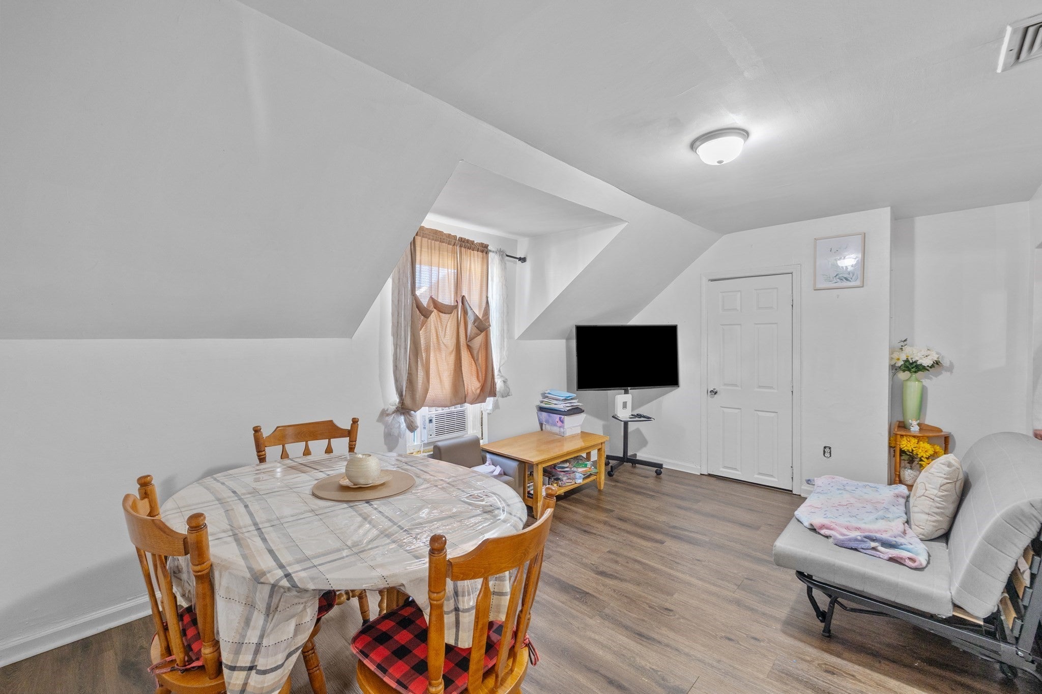 81 Liberty St, Lowell, MA, 81 Liberty St, Lowell, MA Photo #11