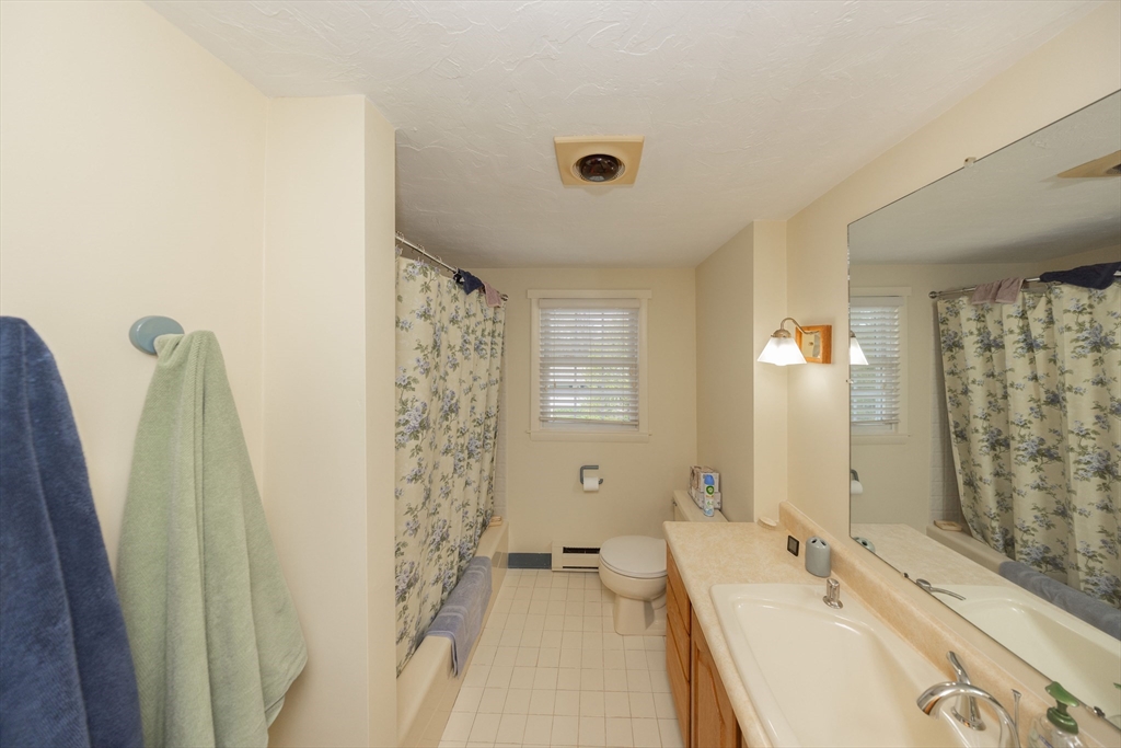 20 Knollwood Rd, Paxton, MA Photo #25