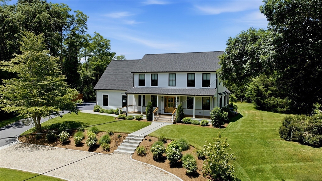 635 Santuit-Newtown Rd