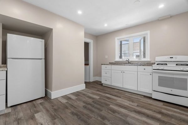 39 DEAN ST # 3, EVERETT, MA 02149 - Image d92990c4e68d8d001aba5f7cfc89d4da/138782633
