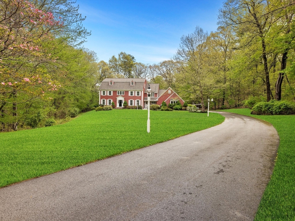 9 Catie Dr