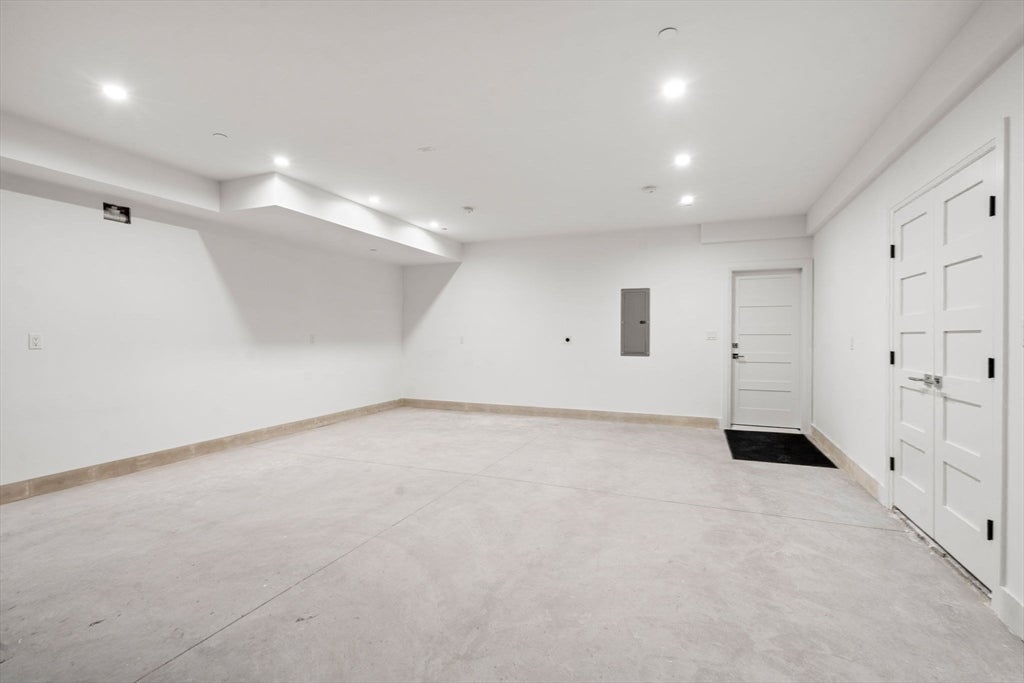 956 Walnut Street #3, Newton, MA Photo #14