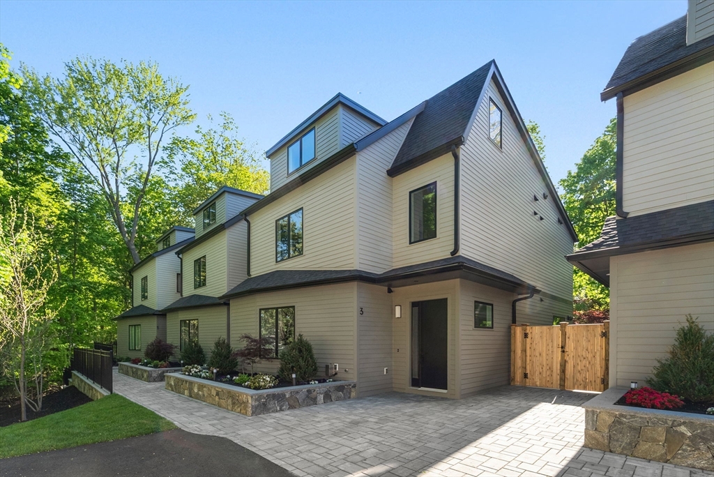 956 Walnut Street #3, Newton, MA Photo #1