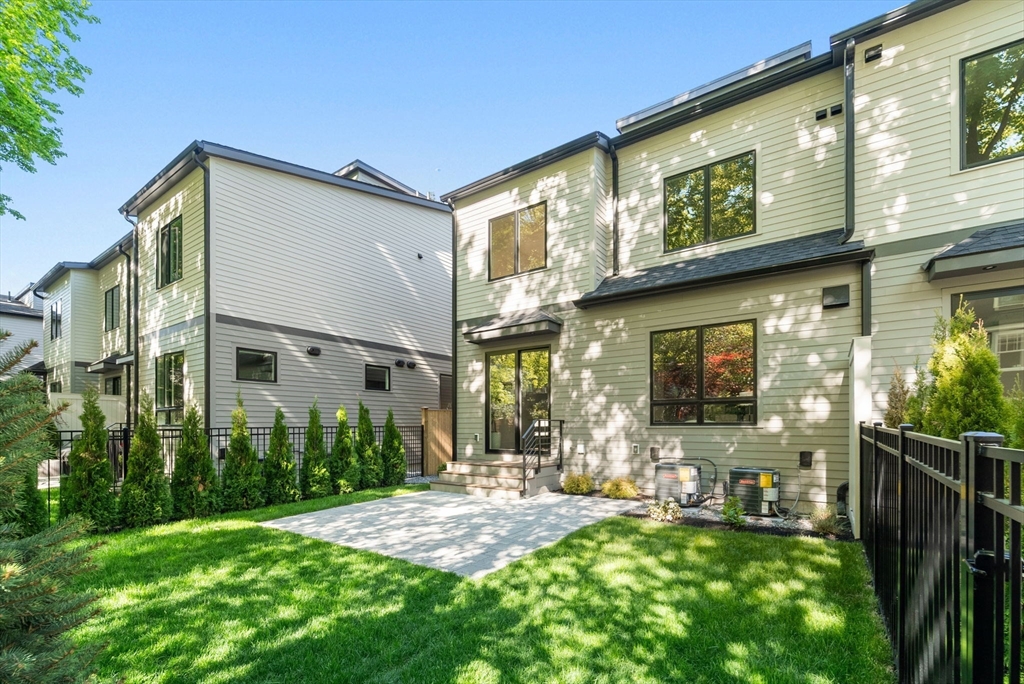 956 Walnut Street #3, Newton, MA Photo #3