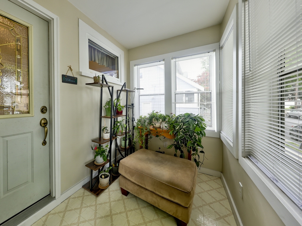 27 Newton Avenue