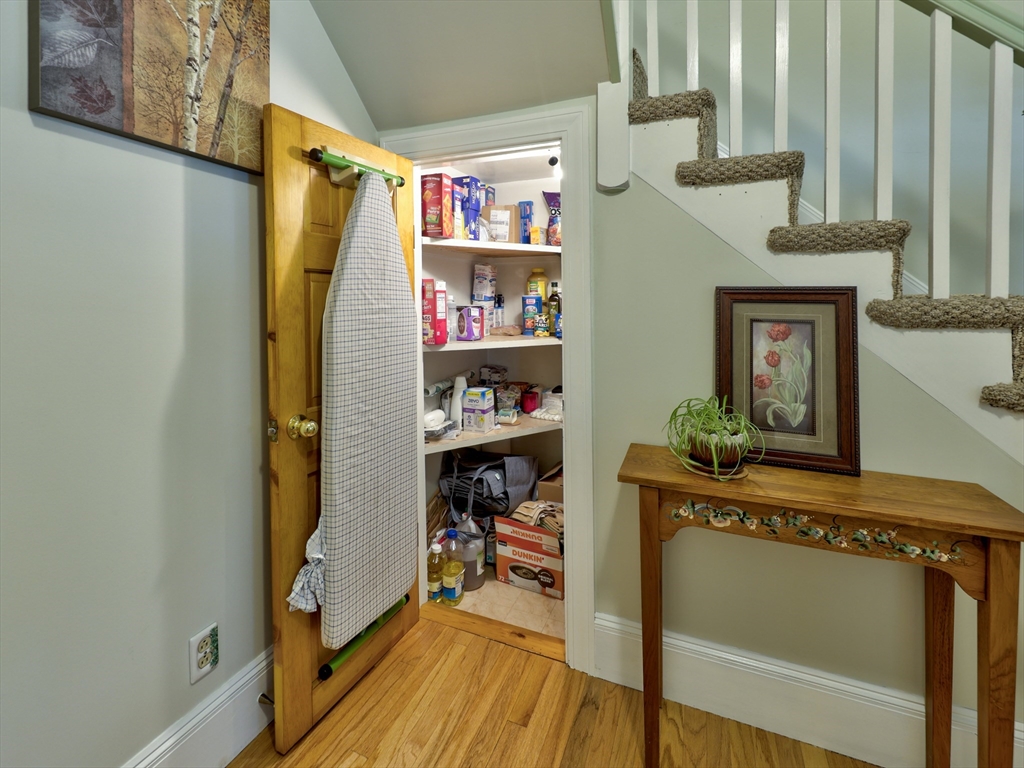 27 Newton Avenue