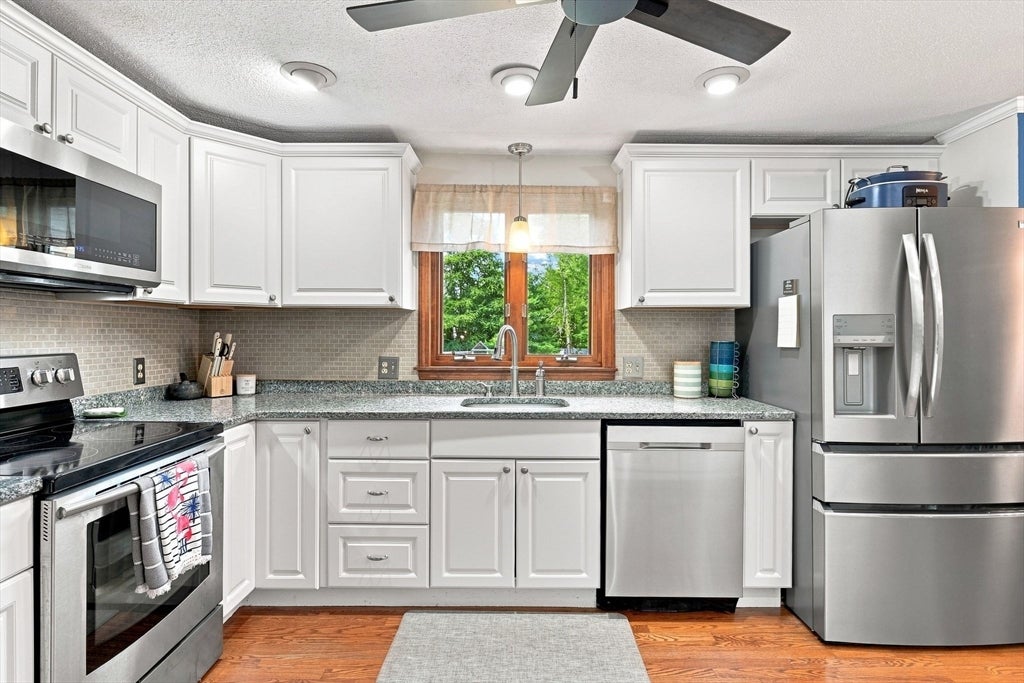 367 Steiger Dr, Westfield, MA, 367 Steiger Dr, Westfield, MA Photo #14