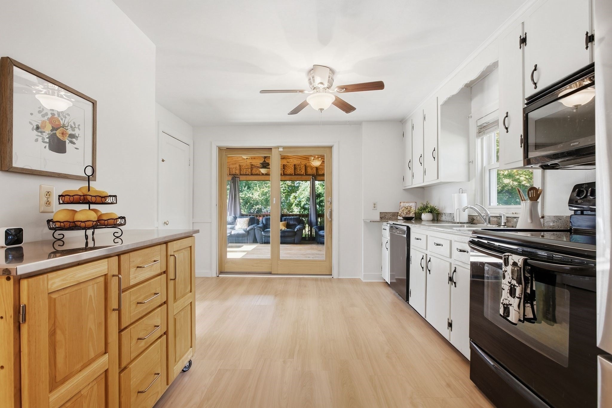 222 Cambridge Road, Woburn, MA Photo #9