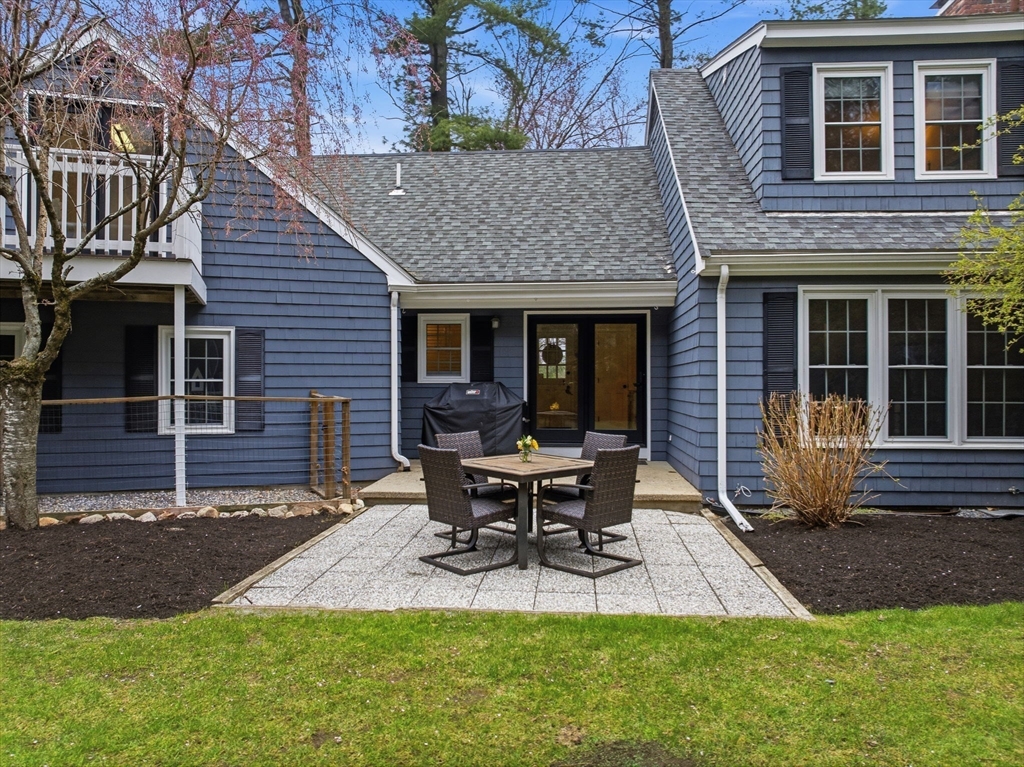 20 Coachmans Lane