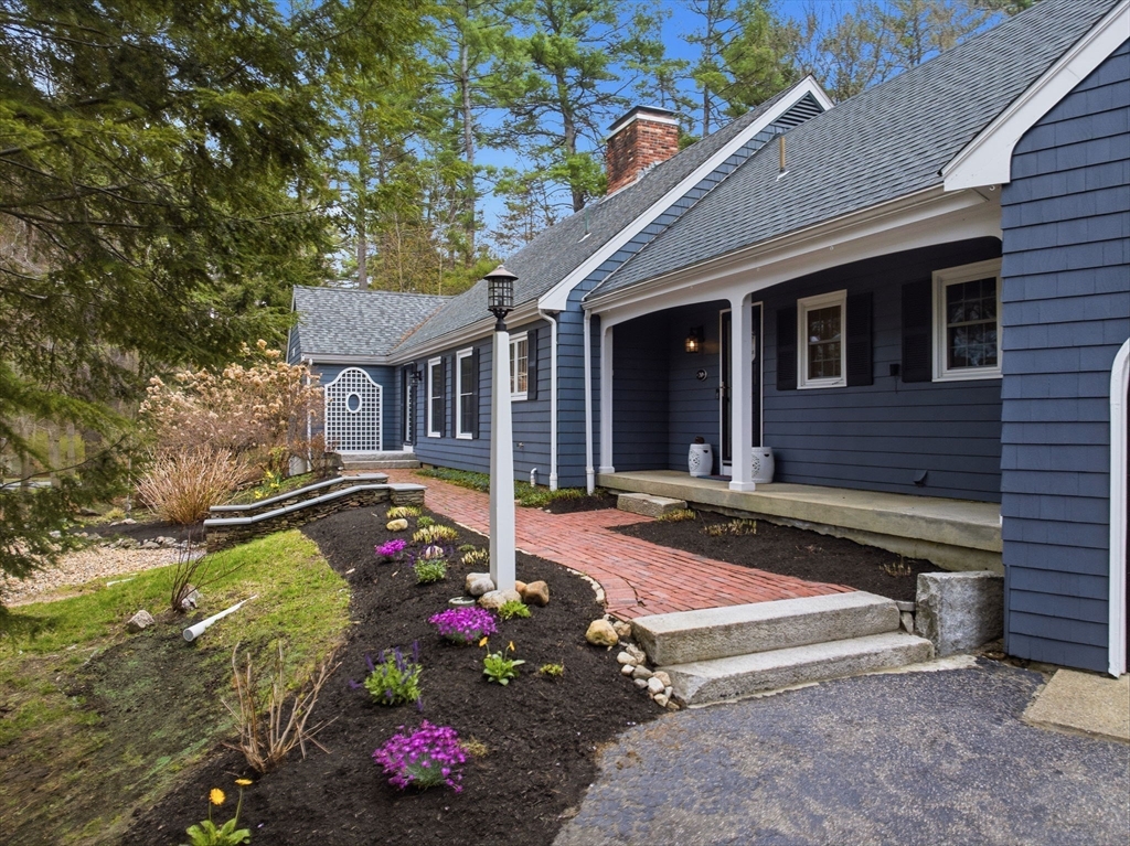 20 Coachmans Lane