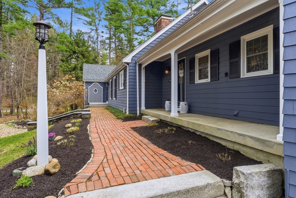 20 Coachmans Lane